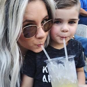 Meet your Posher, Whitney